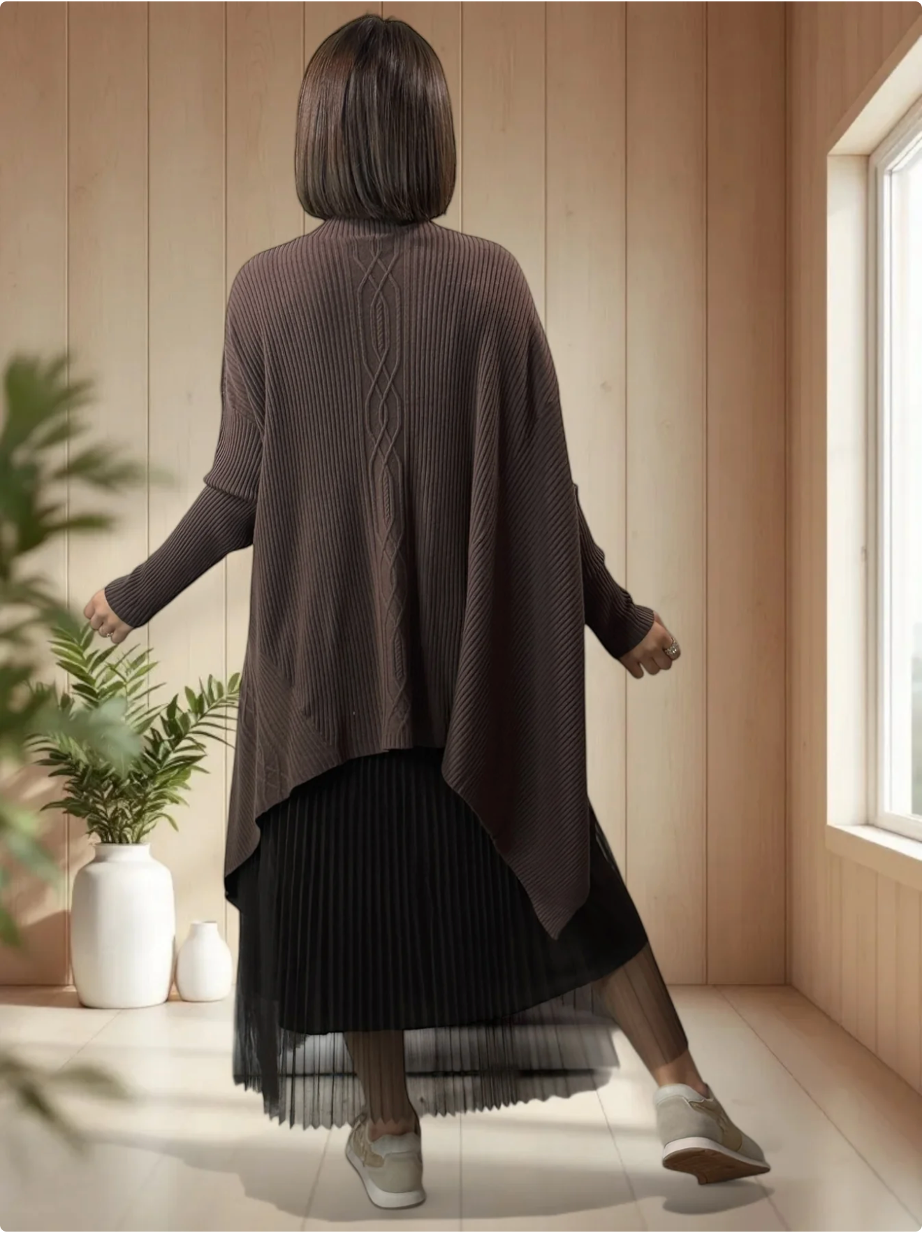 ALICE- PULL MARRON ASYMETRIQUE JUSQU'A LA TAILLE 50/52