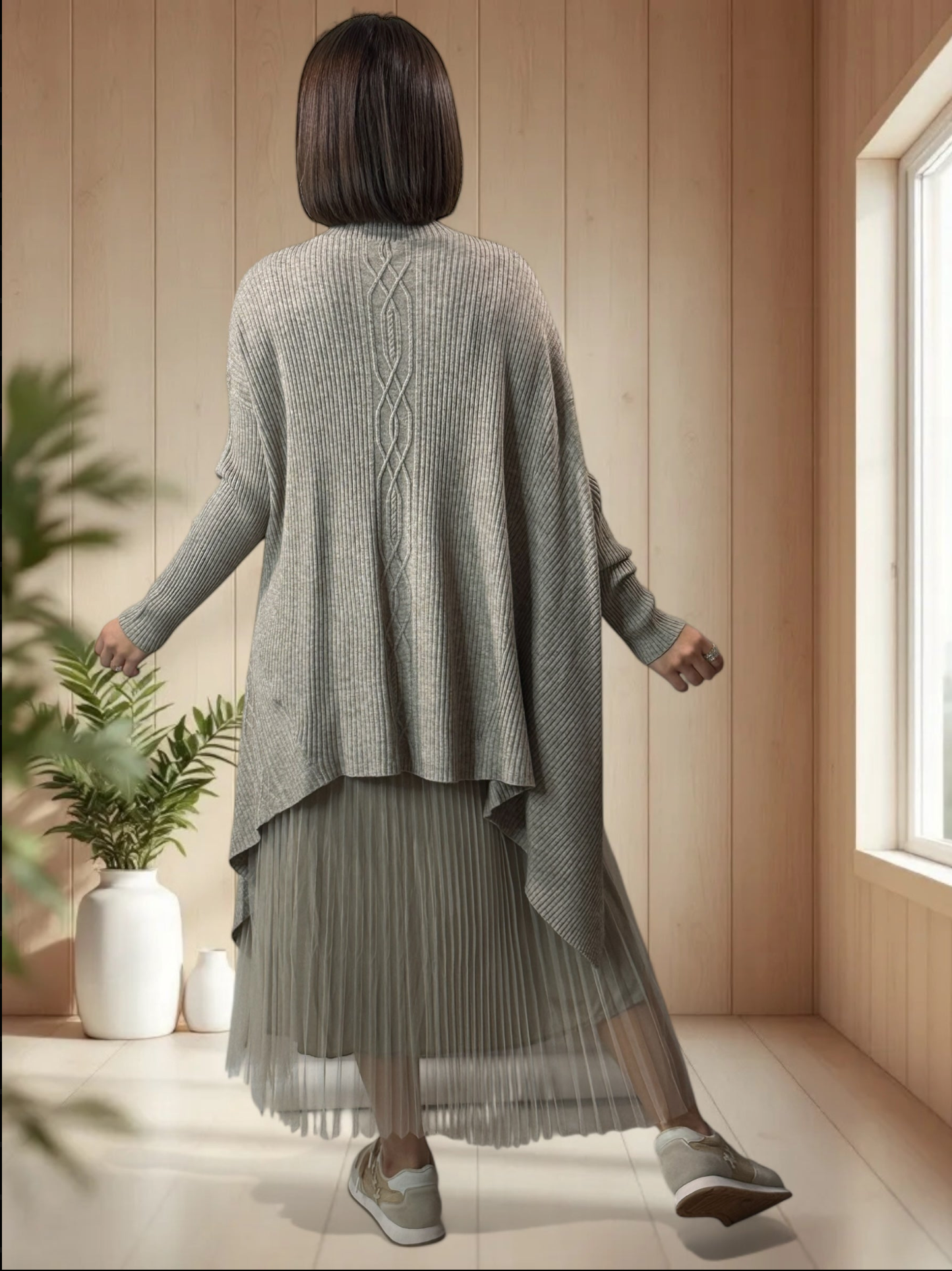 ALICE- PULL BEIGE ASYMETRIQUE JUSQU'A LA TAILLE 50/52