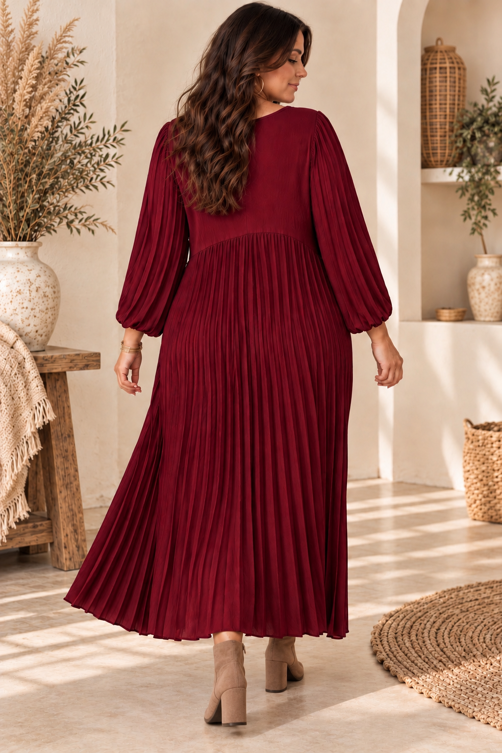 MELODIE - ROBE BORDEAUX PLISSEE JUSQU'A LA TAILLE 56