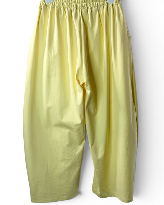 ALEXANDER - PANTALON JAUNE COUPE BARREL TAILLE 50/52 A 56/58