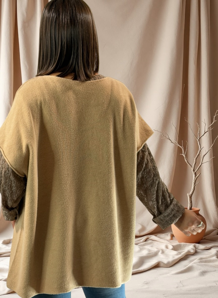 MATHIAS - PULL OVERSIZE CAMEL SANS MANCHES JUSQU'A LA TAILLE 54