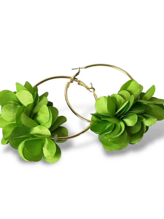 LOLITA - BOUCLES D'OREILLES CREOLES AVEC FLEUR VERTE