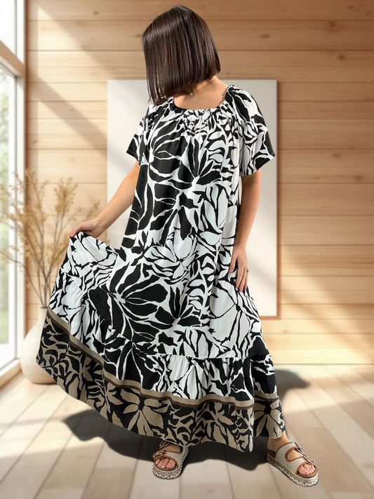 FANNY - ROBE LONGUE FLUIDE A MOTIF NOIR JUSQU'A LA TAILLE 52