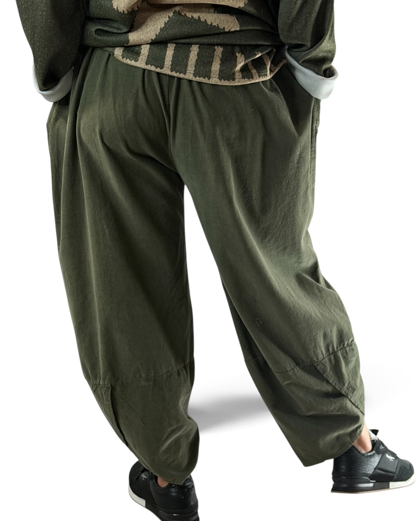 BASTIEN - PANTALON EN VELOURS MILLERAIE KAKI JUSQU'A LA TAILLE 52