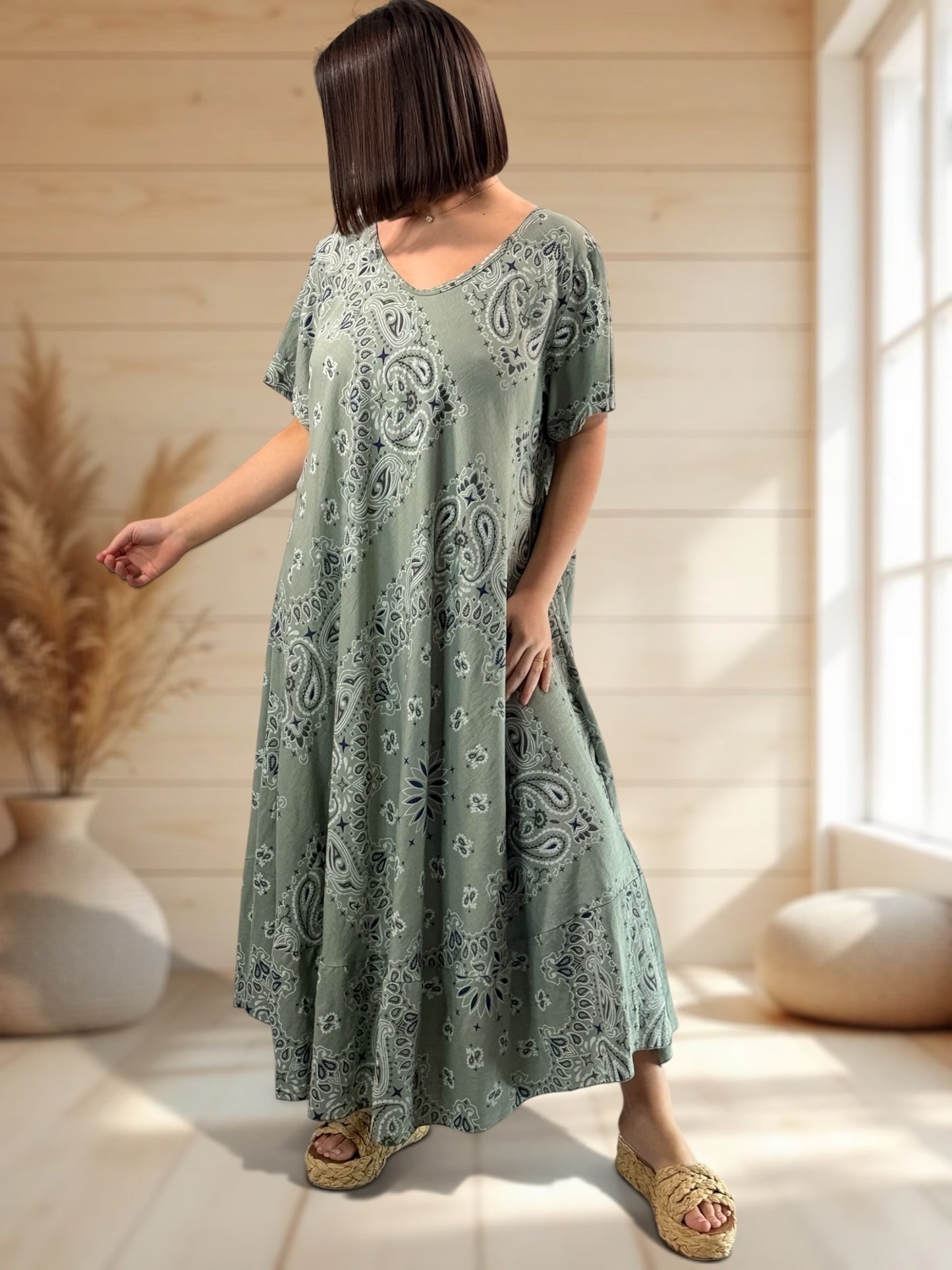 ADELE - ROBE LONGUE KAKI A MOTIF JUSQU'A LA TAILLE 52