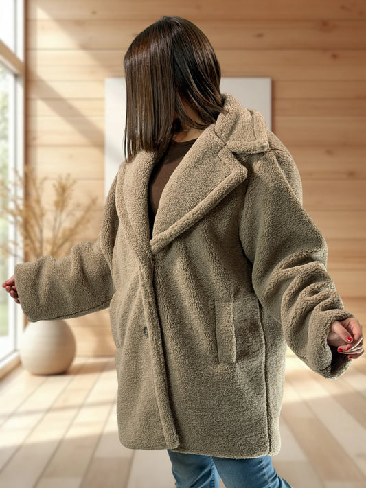 MEGEVE - VESTE TAUPE OVERSIZE EN MOUMOUTE JUSQU'A LA TAILLE 52