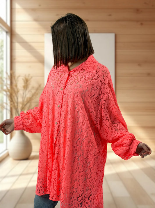 CAPUCINE - CHEMISE OVERSIZE CORAIL EN DENTELLE JUSQU'A LA TAILLE 58/60