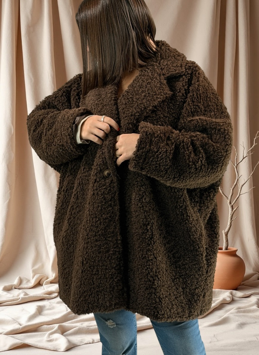 CHOUCHOU - VESTE MARRON OVERSIZE EN MOUMOUTE JUSQU'A LA TAILLE 54