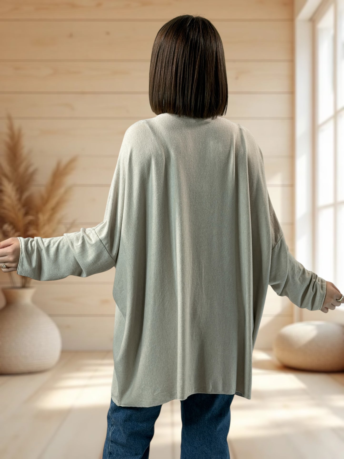 CAPRIO - PULL BEIGE EN MAILLE FLUIDE JUSQU'A LA TAILLE 54