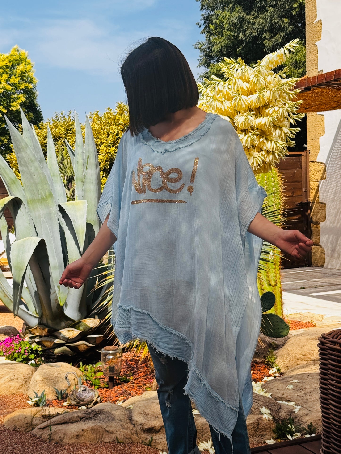 NICE - TUNIQUE BLEU CIEL ASYMETRIQUE JUSQU'A LA TAILLE 54