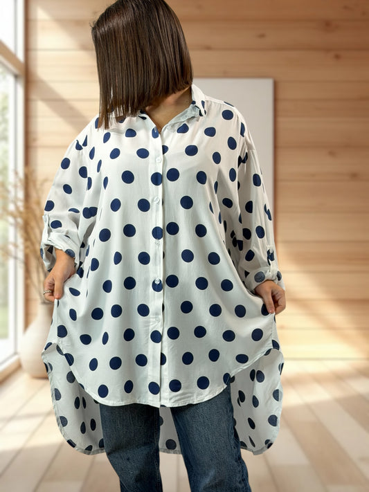 ANGY - CHEMISE OVERSIZE A POIS MARINE JUSQU'A LA TAILLE 60