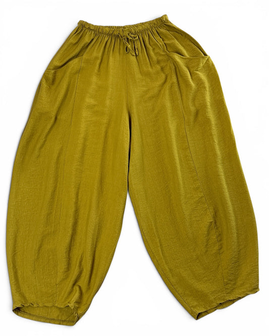 MAXOU - PANTALON VERT COUPE BARREL FLUIDE TAILLE 48 A 54