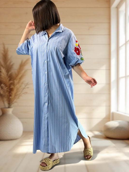 ELVIRA - ROBE OVERSIZE A RAYURE BLEUE JUSQU'A LA TAILLE 50/52