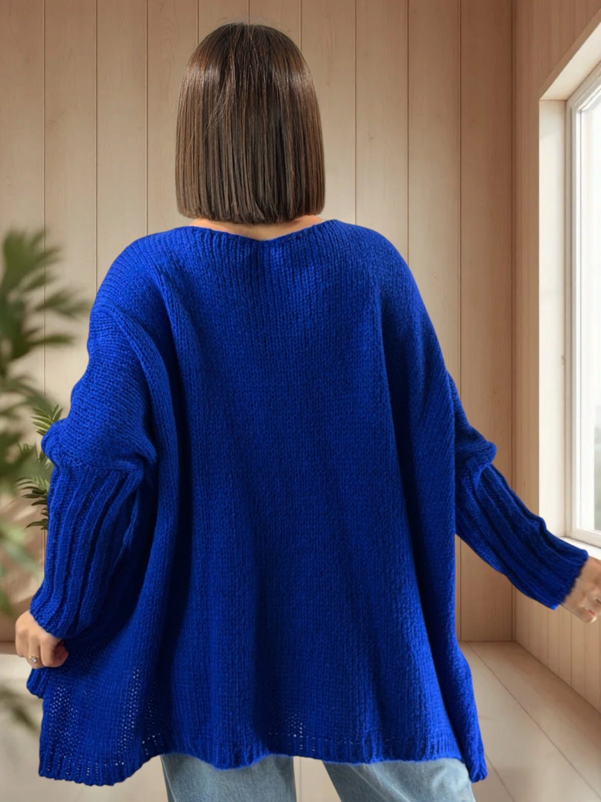 VICTORINE - PULL OVERSIZE BLEU IMPERIAL JUSQU'A LA TAILLE 54