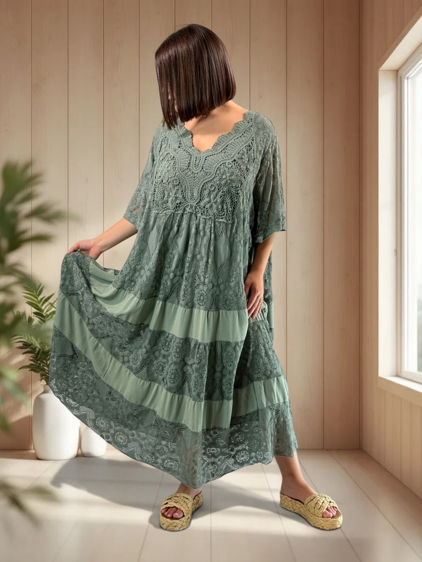 LINDA - ROBE LONGUE KAKI EN DENTELLE JUSQU'A LA TAILLE 56