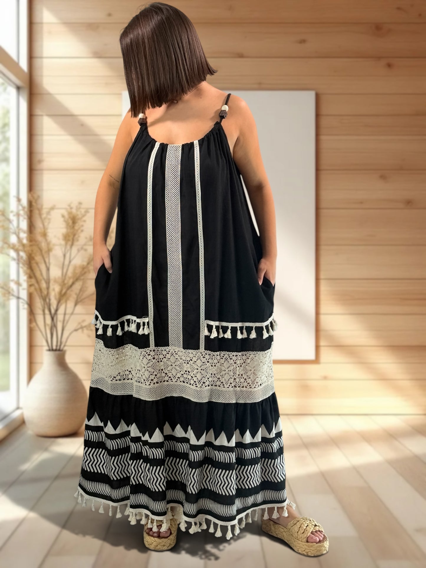 CATALINA - ROBE LONGUE BOHEME NOIRE JUSQU'A LA TAILLE 54