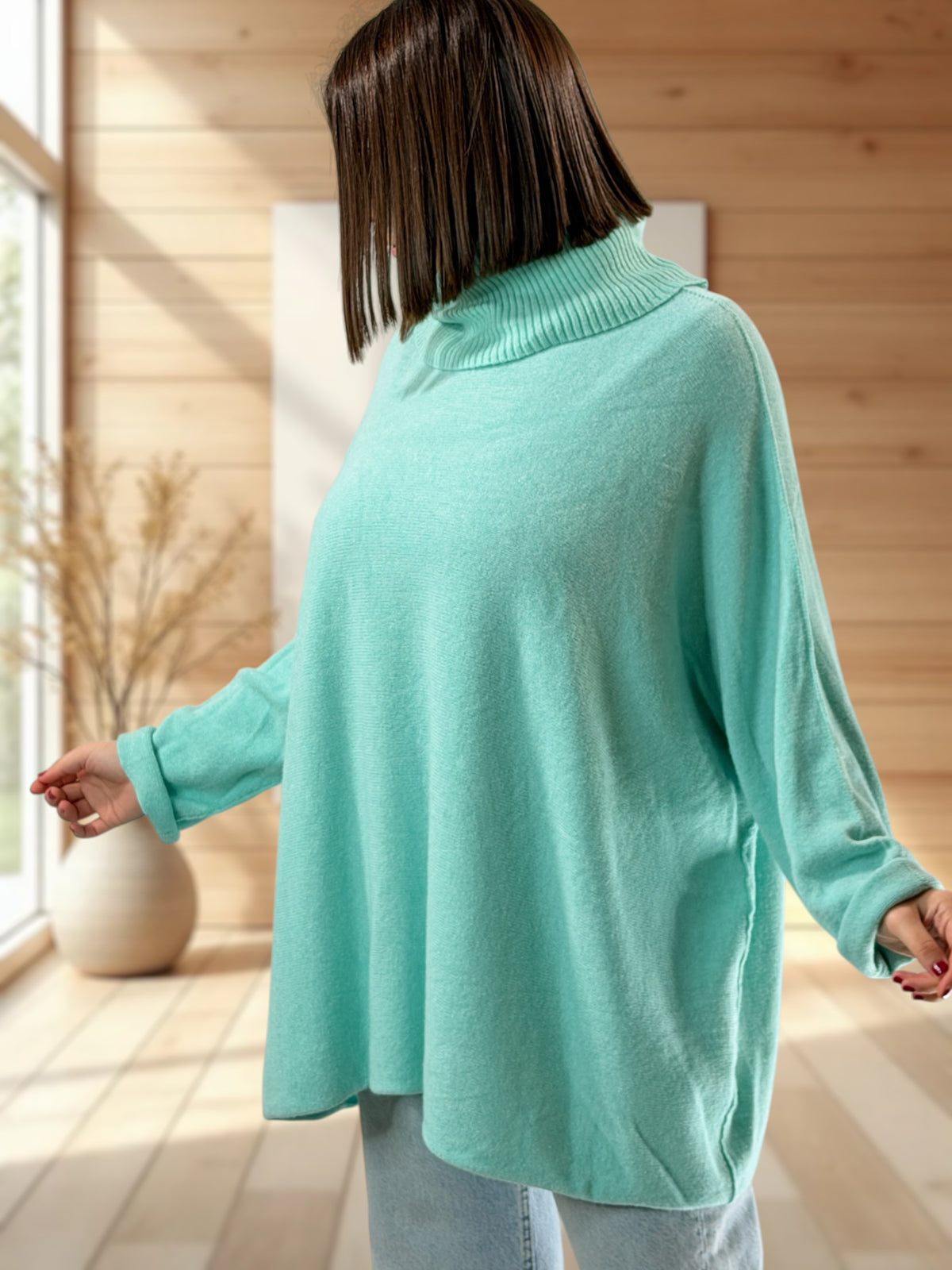 LUCIANO - PULL OVERSIZE COL ROULE LAGON JUSQU'A LA TAILLE 56/58