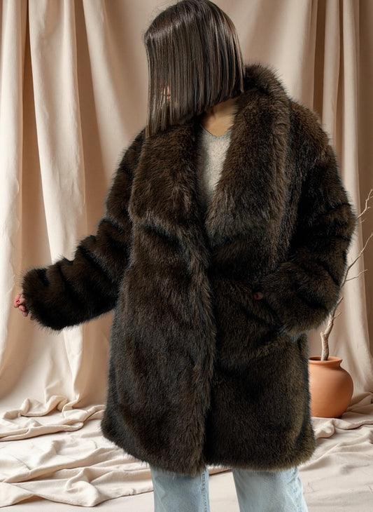 ASPEN - VESTE MARRON OVERSIZE EN FAUSSE FOURRURE JUSQU'A LA TAILLE 48