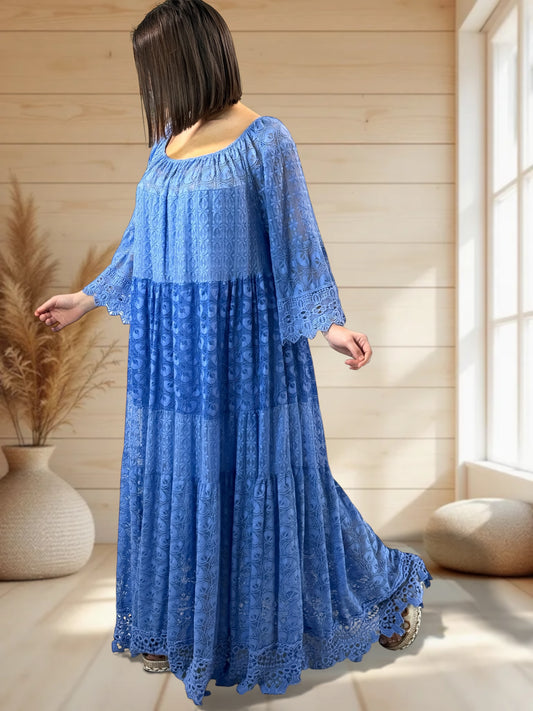 CANNES - ROBE LONGUE BLEUE EN DENTELLE JUSQU'A LA TAILLE 54/56