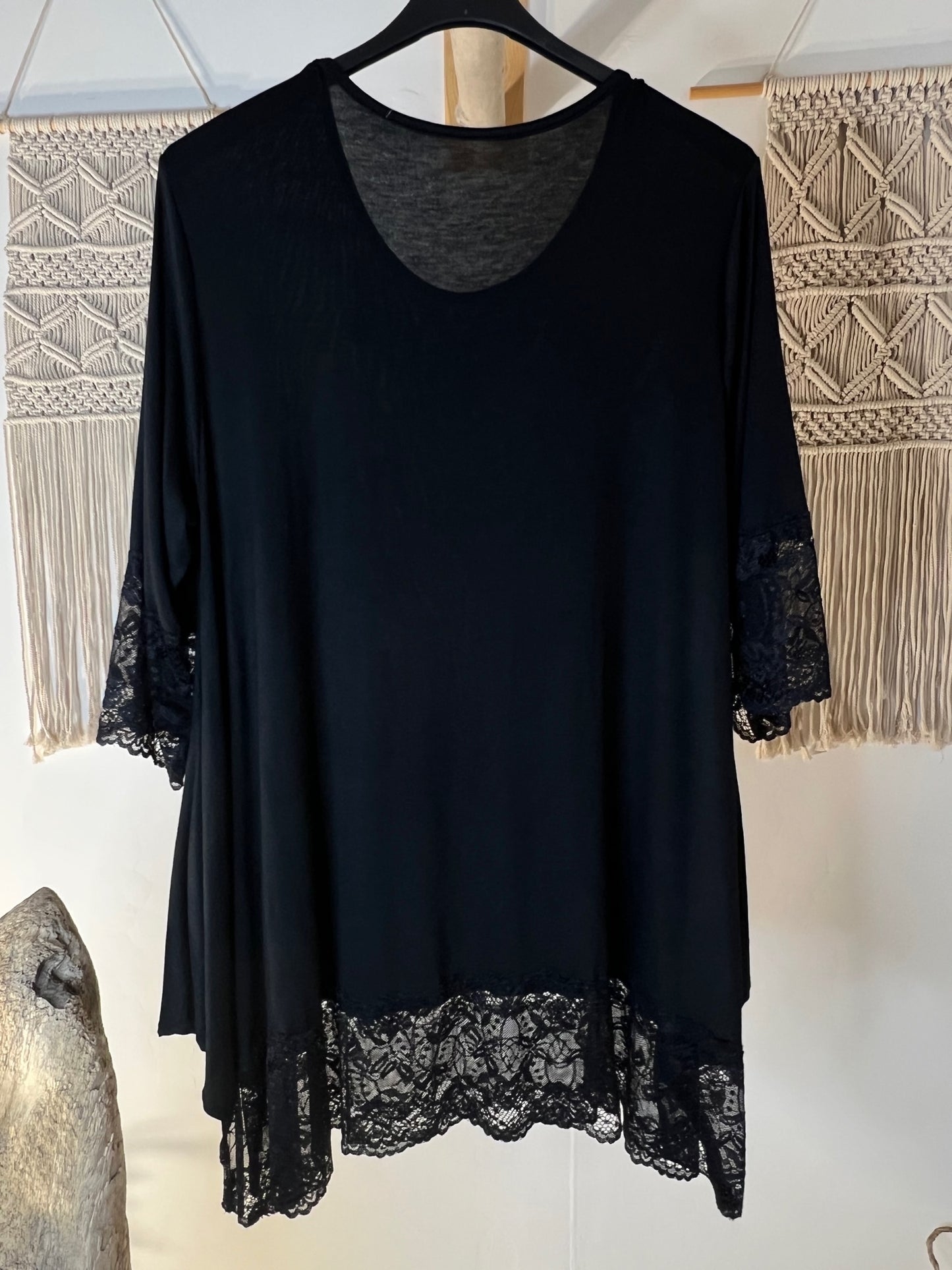 CINDY - TOP NOIR TAILLE 46 A 56/58