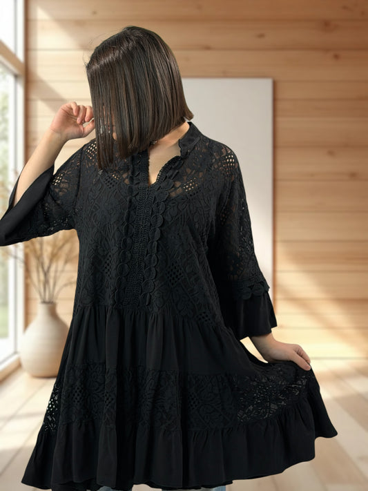 MARINA - TUNIQUE EN DENTELLE NOIRE JUSQU'A LA TAILLE 46