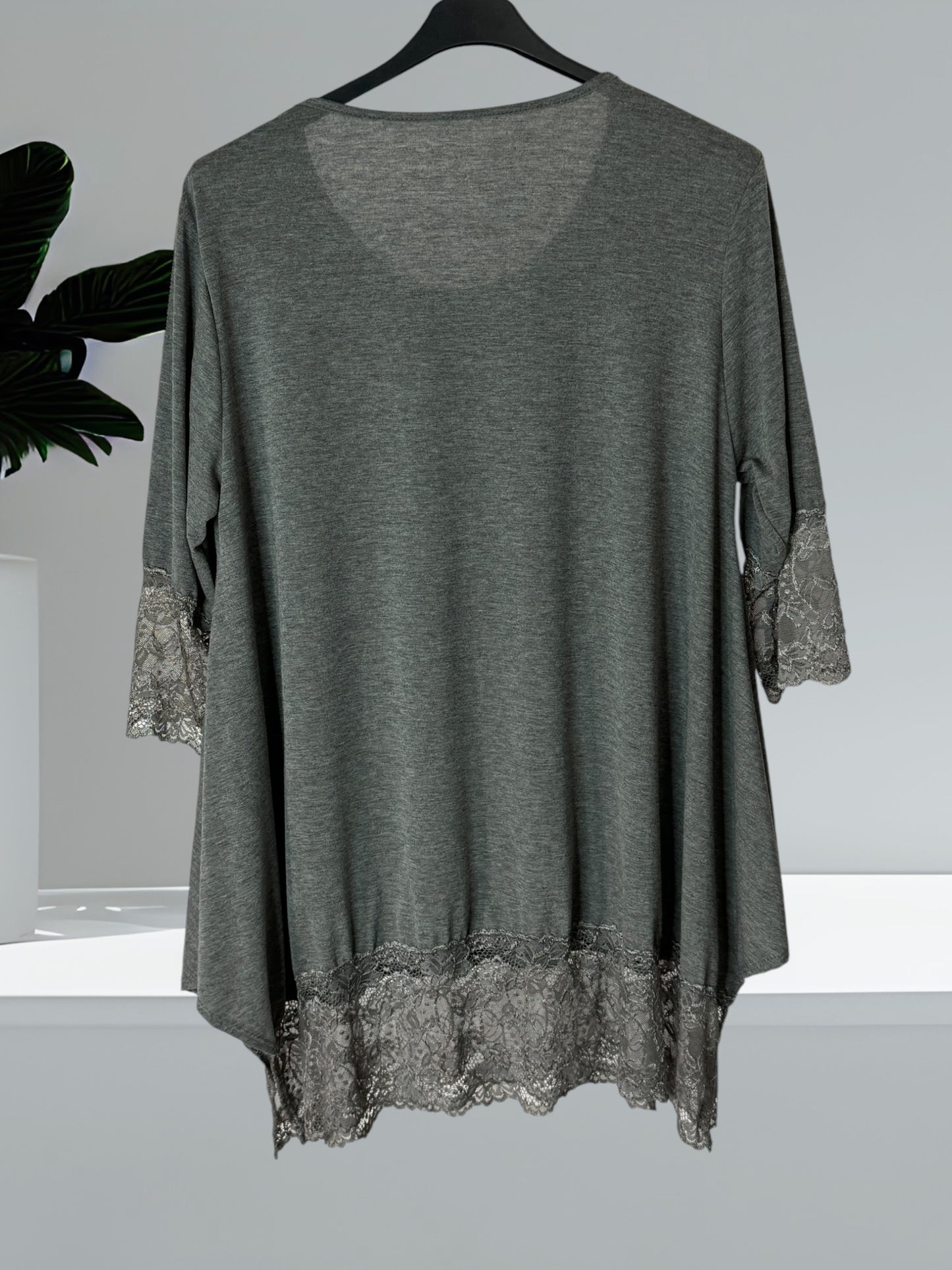 CINDY - TOP GRIS TAILLE 46 A 56/58
