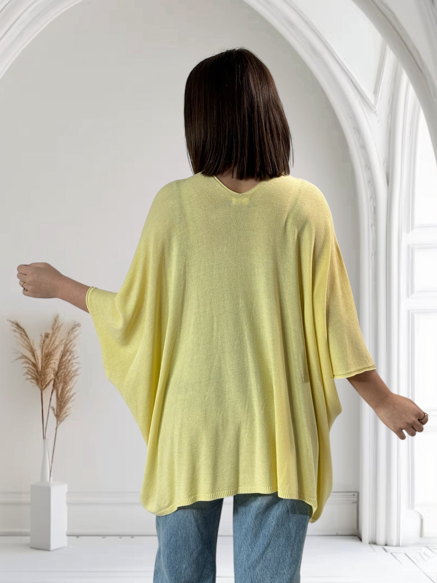 MERINGUE - PULL JAUNE EN MAILLE FLUIDE JUSQU'A LA TAILLE 56/58