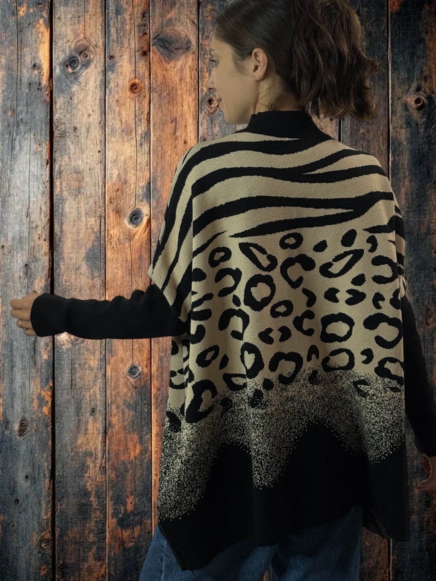 DINO - PULL OVERSIZE MOTIF ANIMALIER JUSQU'A LA TAILLE 52