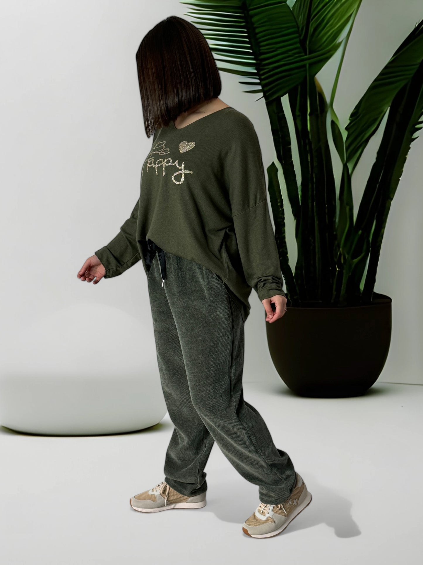 LEON - PANTALON EN VELOURS KAKI TAILLE 44 A 50/52