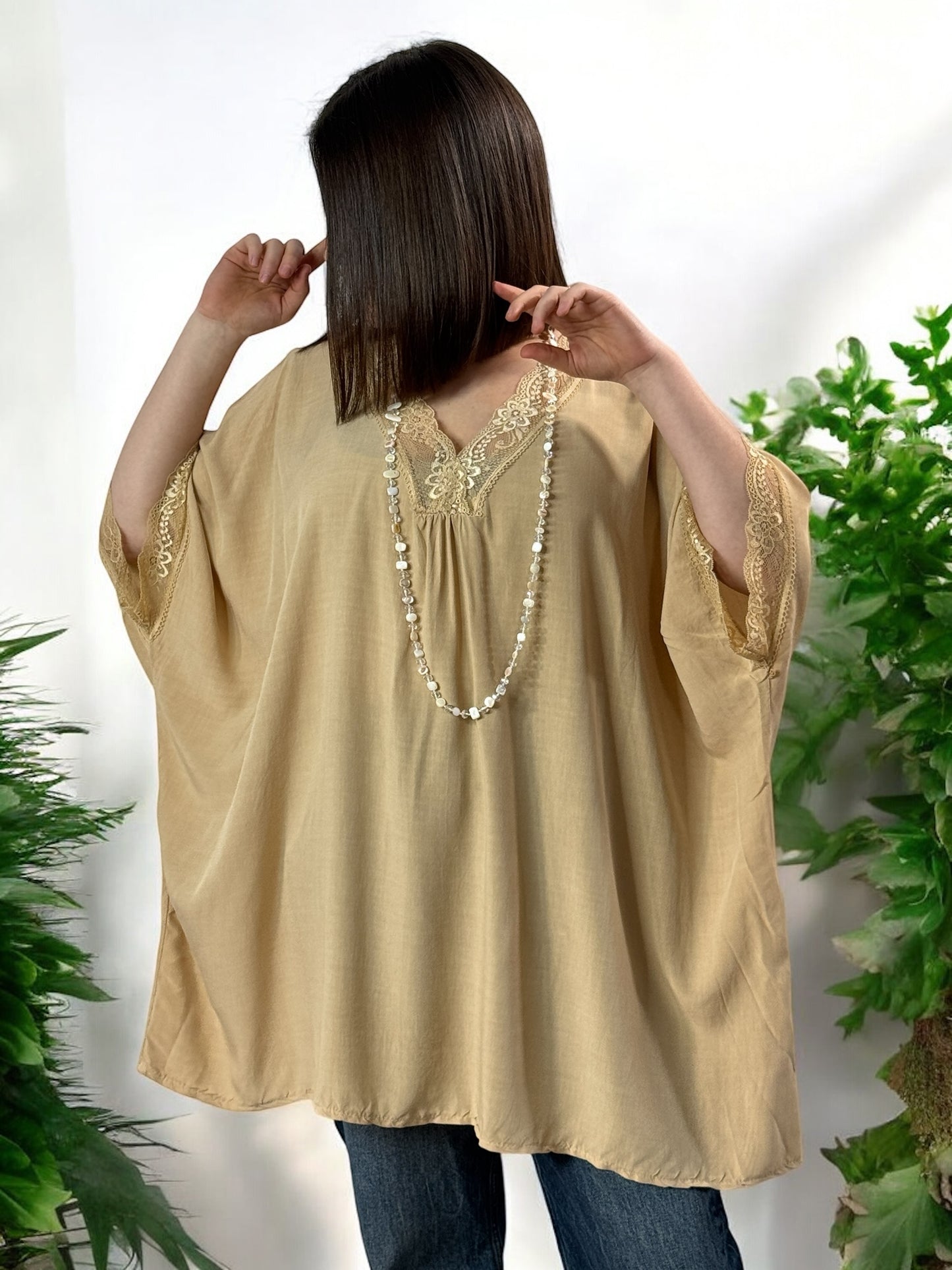 SONIA - TUNIQUE CAMEL BORDEE DE DENTELLE JUSQU'A LA TAILLE 54/56