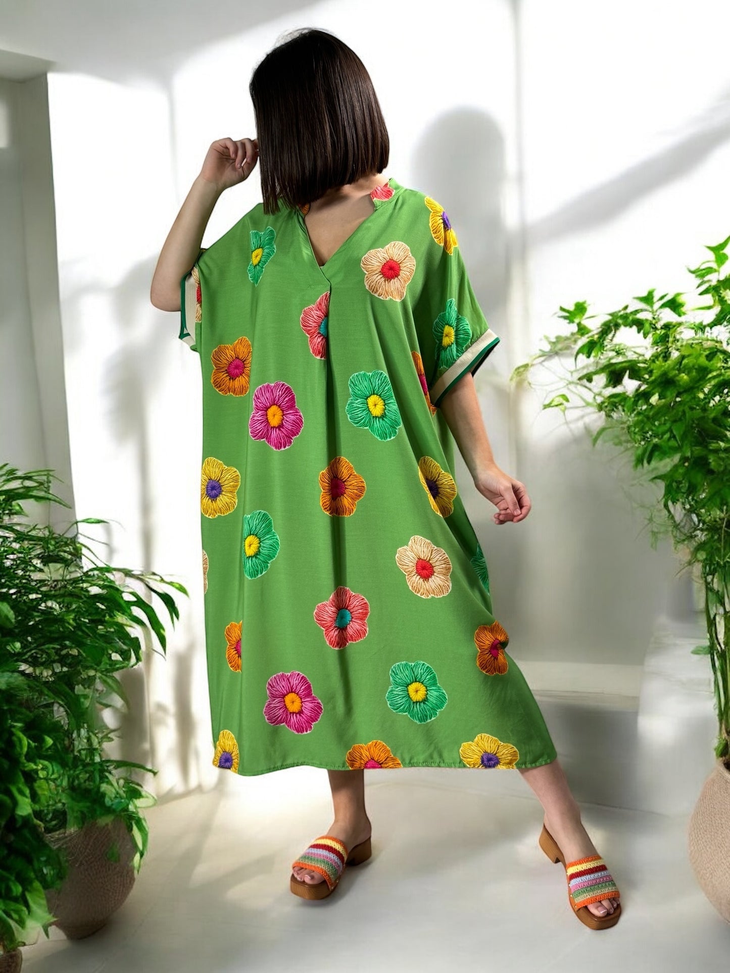 LALY - ROBE OVERSIZE VERTE MOTIF FLEUR JUSQU'A LA TAILLE 54