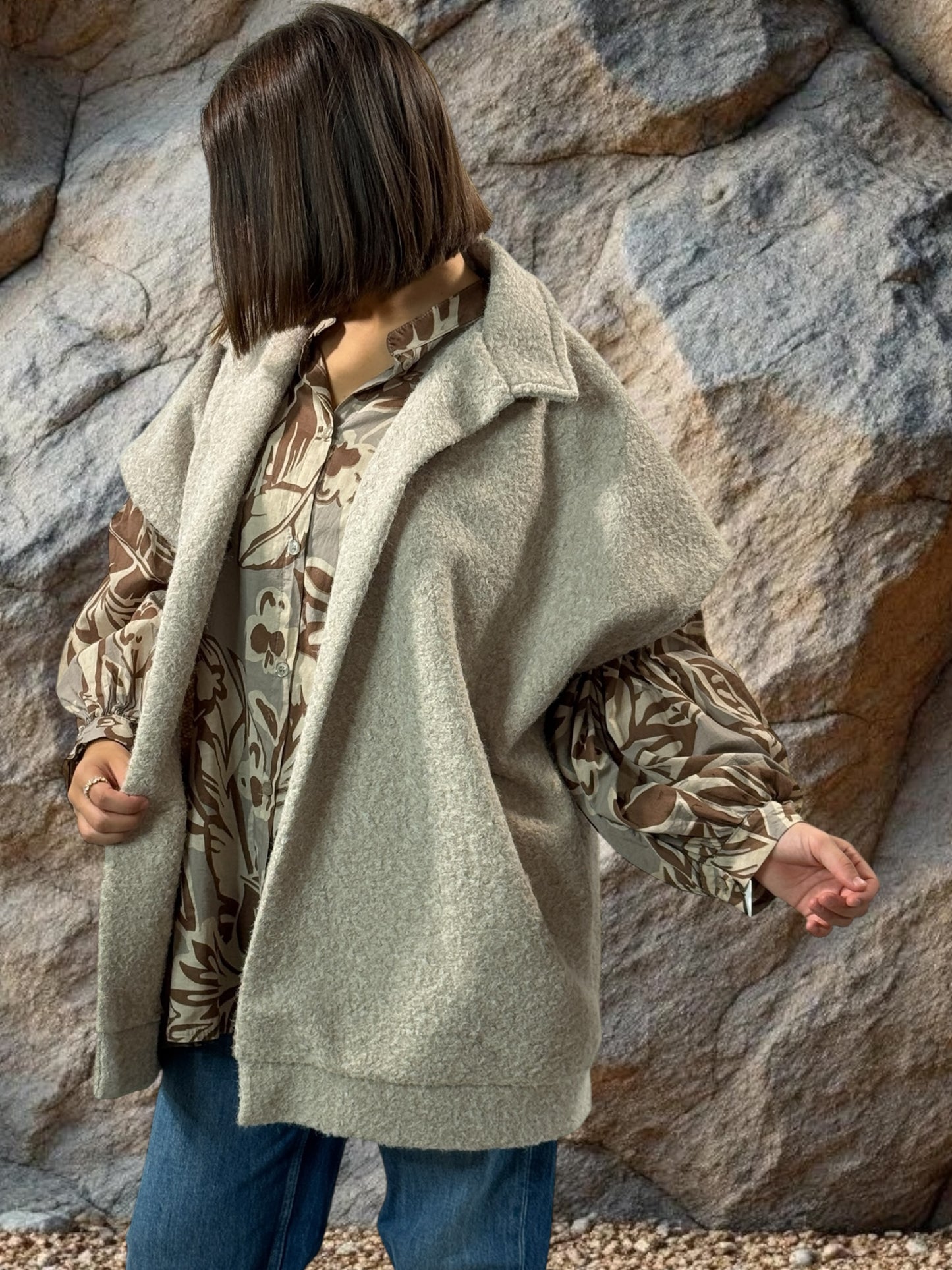 JACK - GILET BEIGE SANS MANCHE AVEC COL JUSQU'A LA TAILLE 54