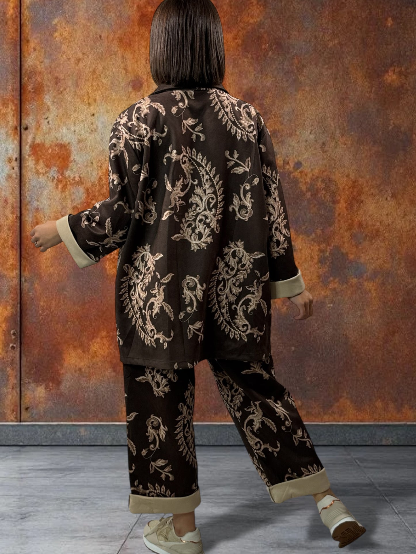 KEVIN - PANTALON MARRON A MOTIF EN SUEDINE JUSQU'A LA TAILLE 52