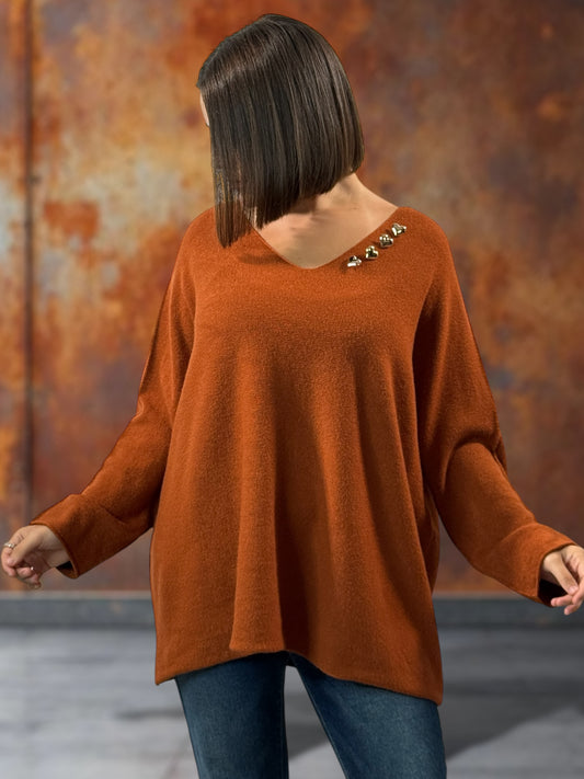 CELINE - PULL OVERSIZE ROUX AVEC BOUTONS COEUR JUSQU'A LA TAILLE 52