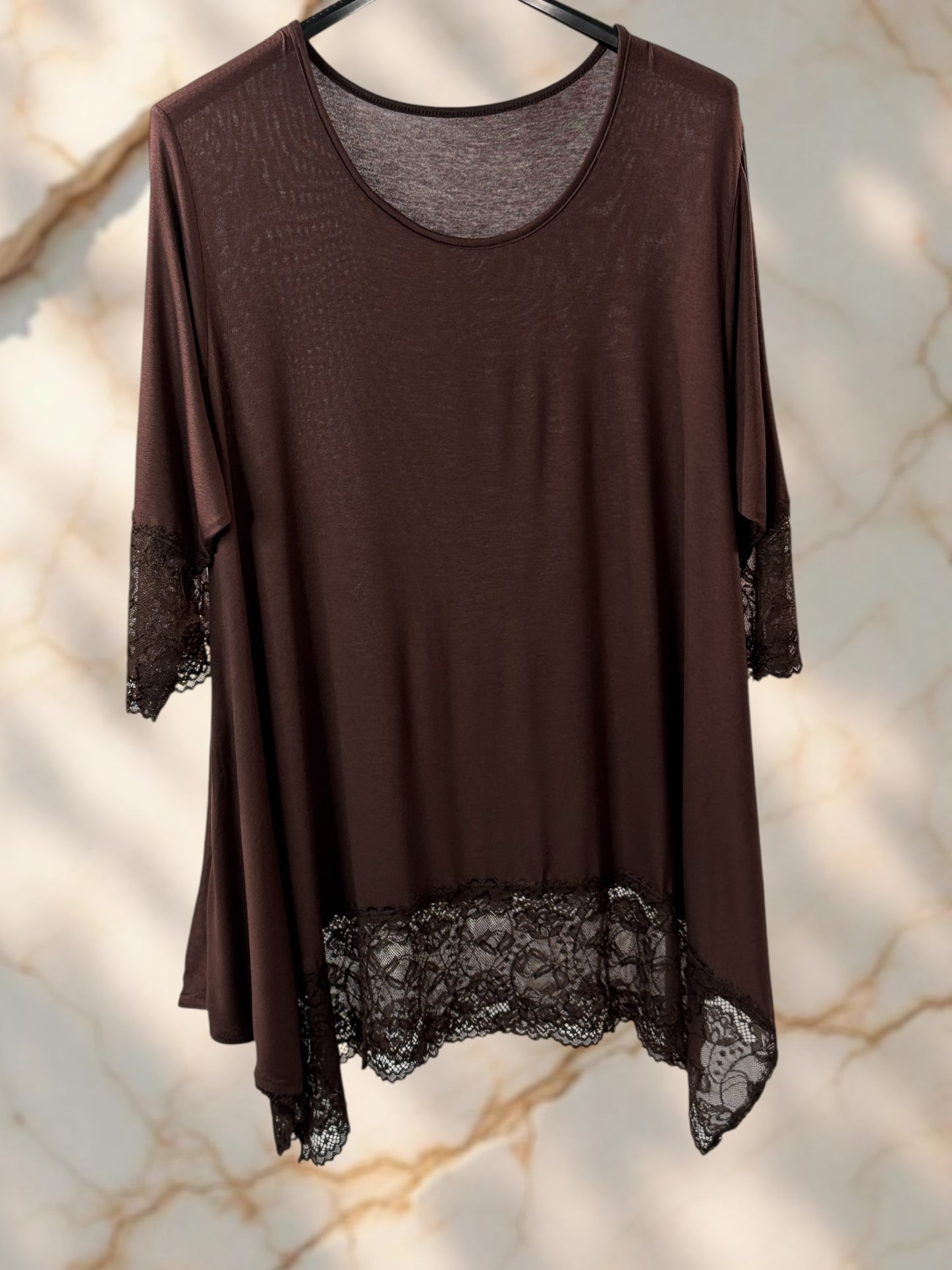 CINDY - TOP MARRON TAILLE 46 A 56/58