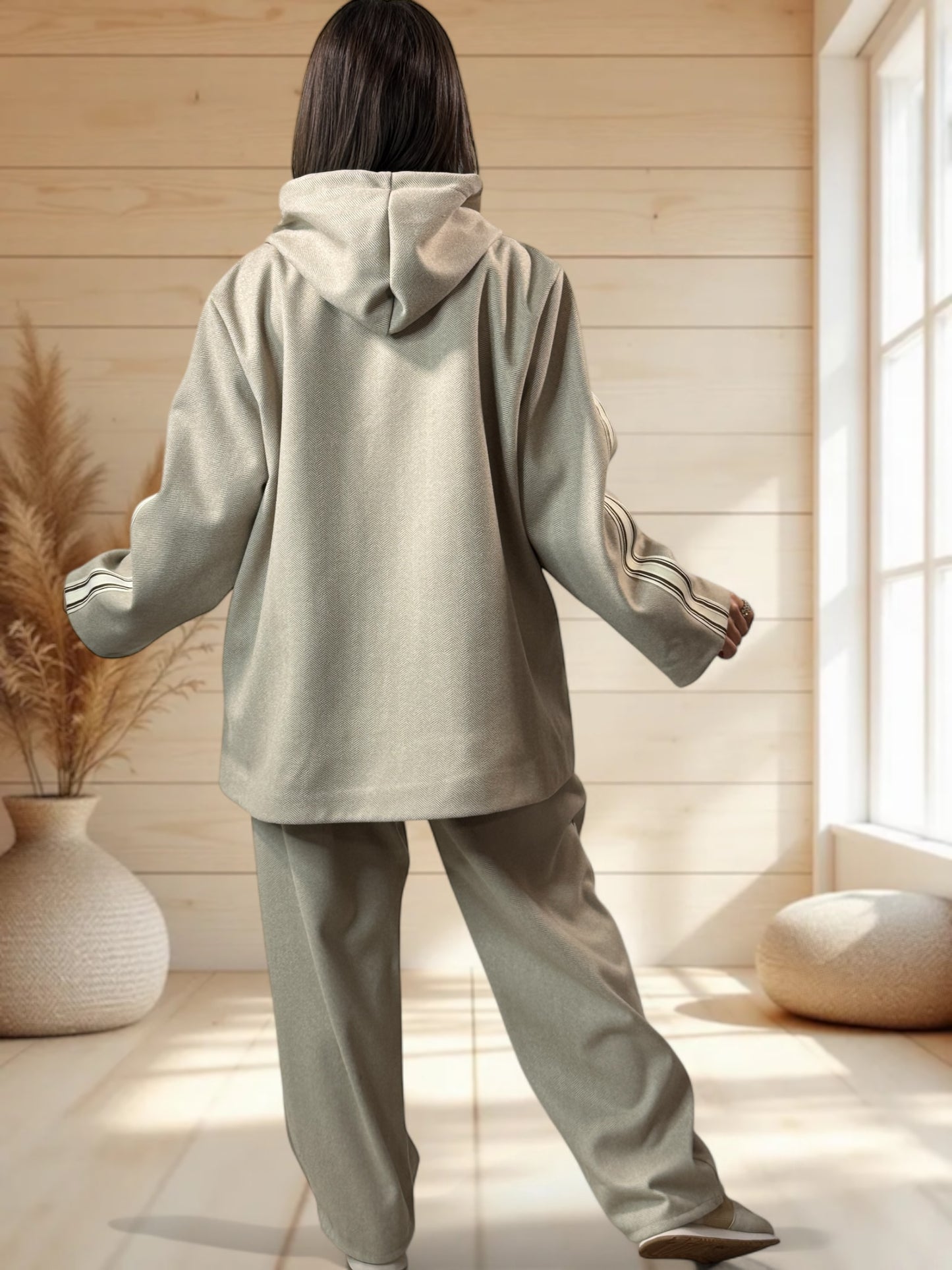 ALEXANDRA - VESTE BEIGE AVEC CAPUCHE JUSQU'A LA TAILLE 52/54