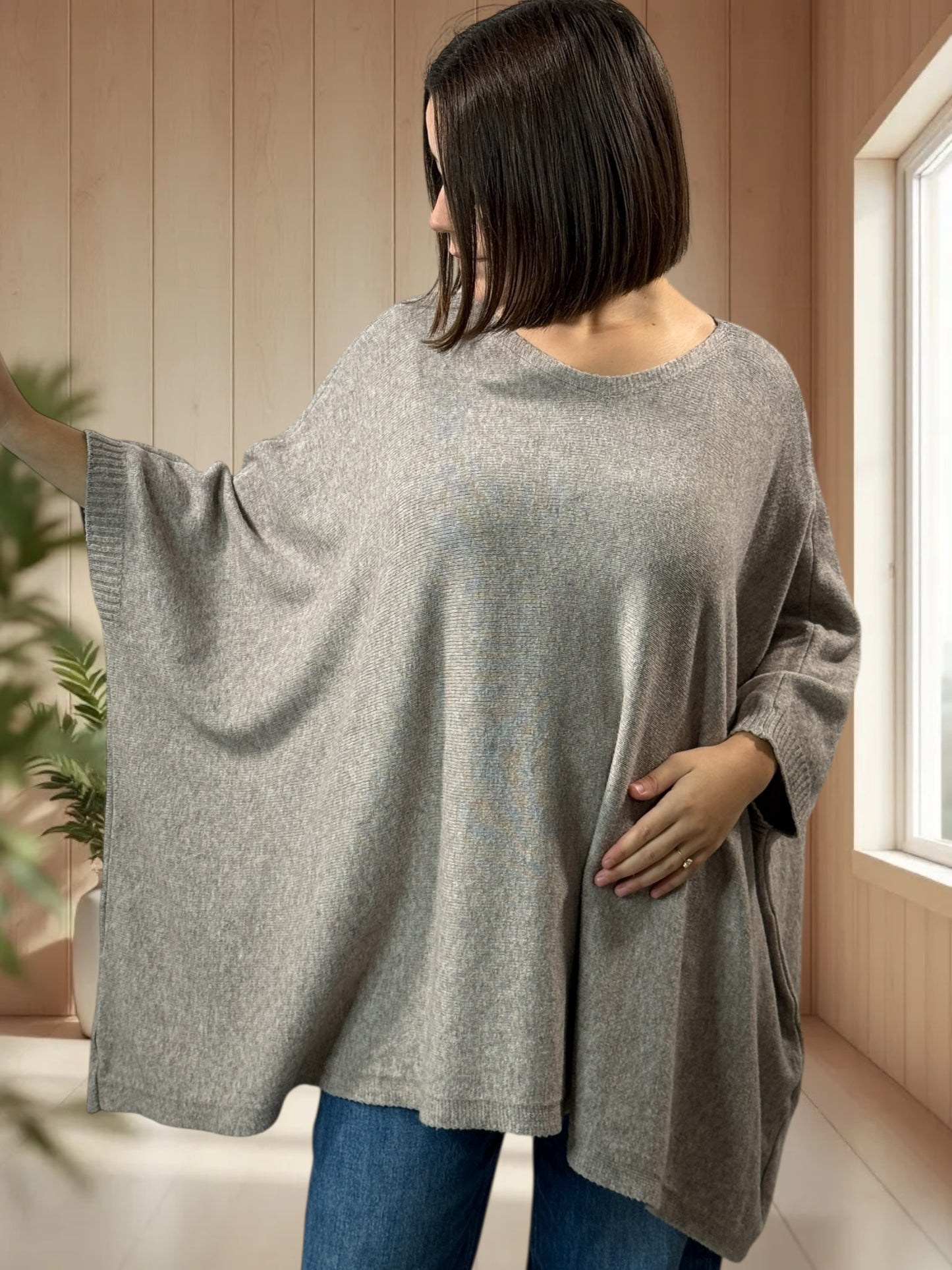 NICKO - PULL OVERSIZE TAUPE JUSQU'A LA TAILLE 60