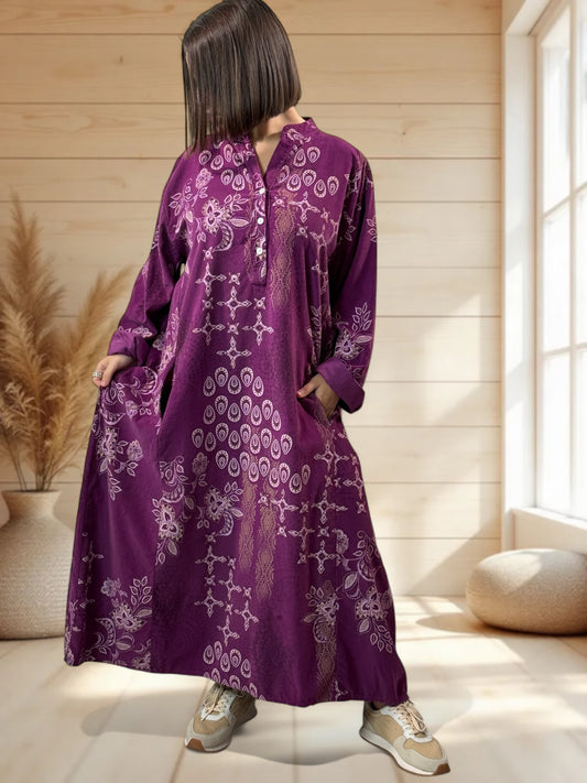VERONE - ROBE CYCLAMEN A MOTIF EN VELOURS JUSQU'A LA TAILLE 52