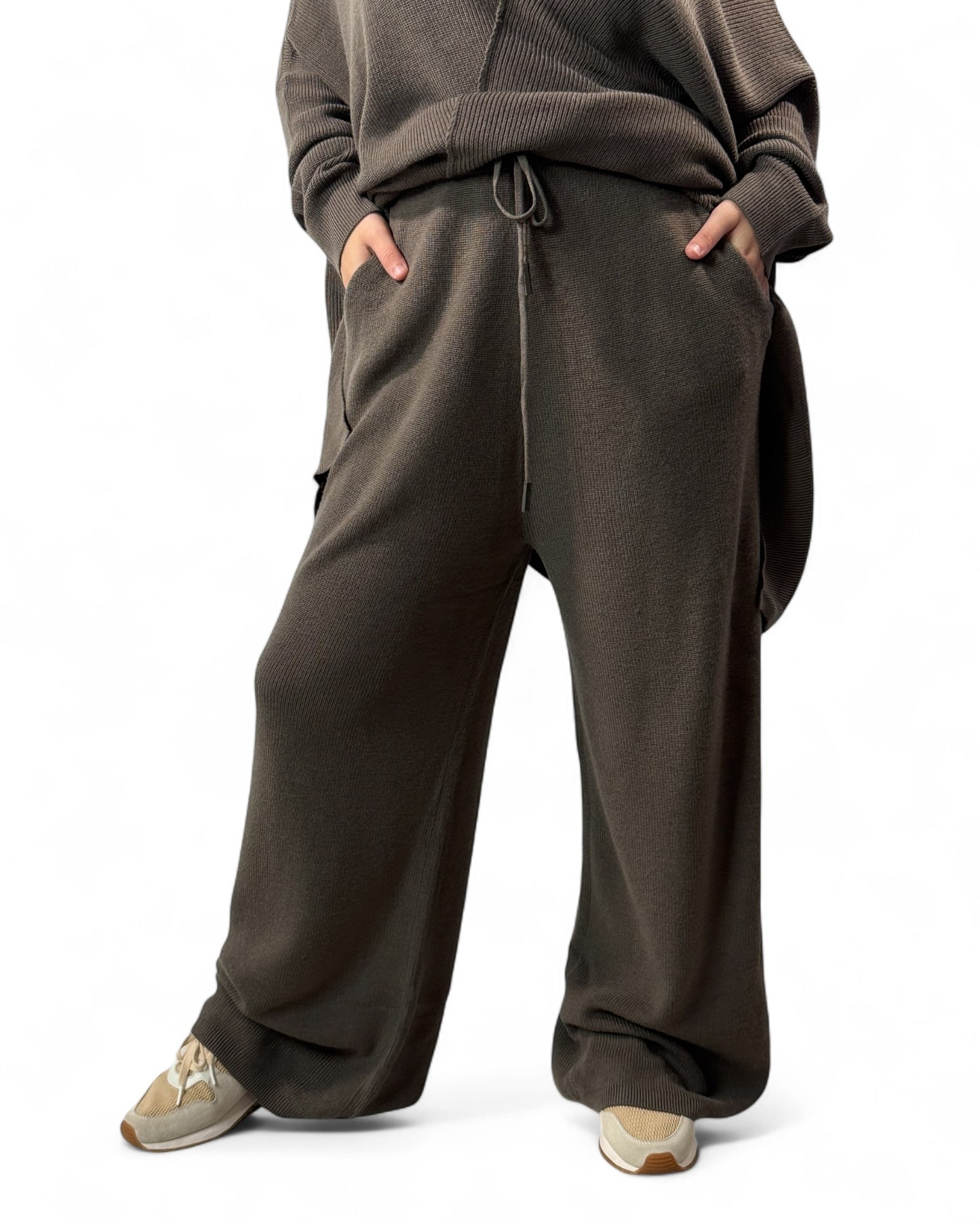 CLOE - ENSEMBLE EN MAILLE MARRON JUSQU'A LA TAILLE 50