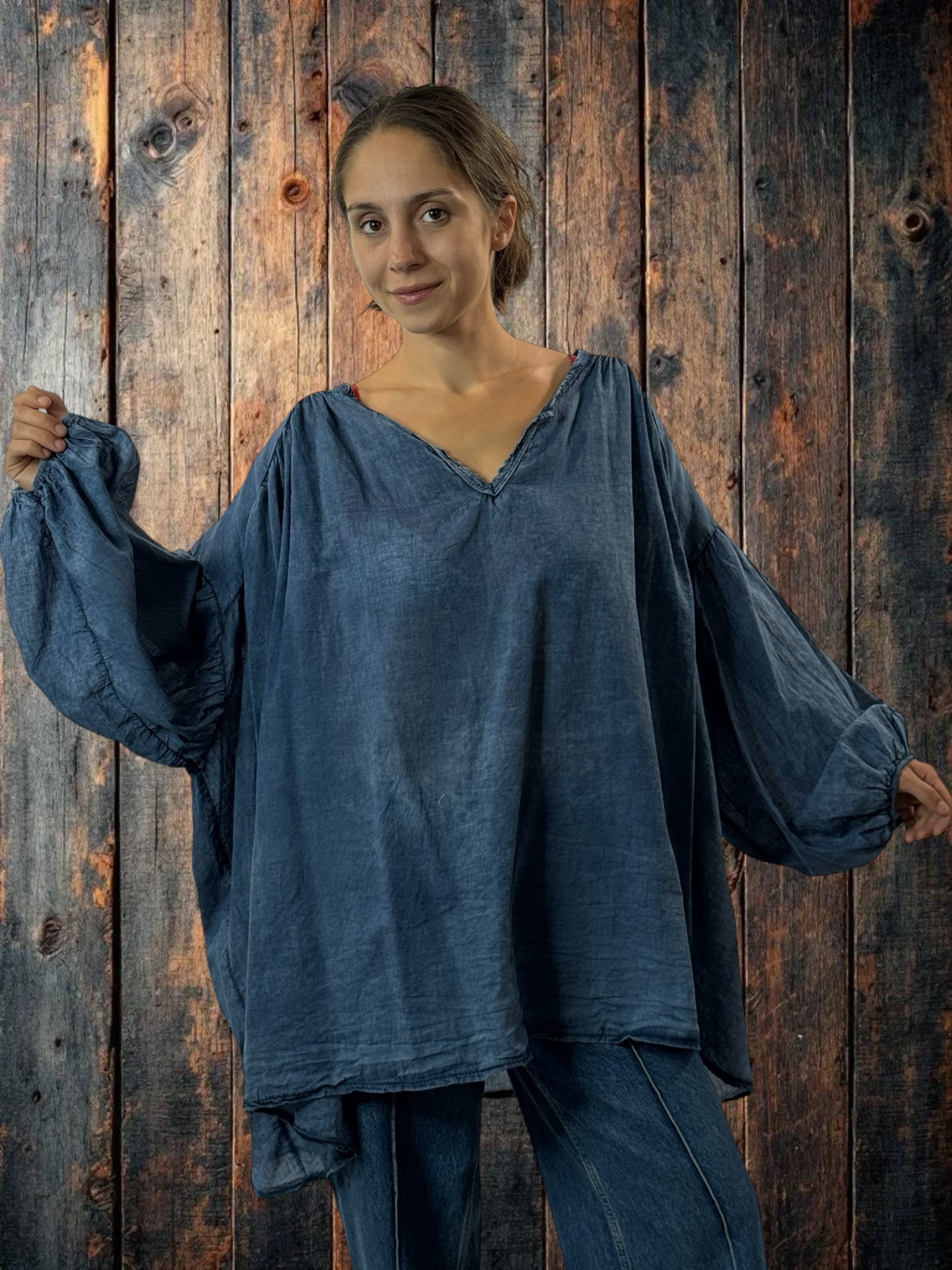 MARION - BLOUSE BLEUE EN COTON OVERSIZE JUSQU'A LA TAILLE 56
