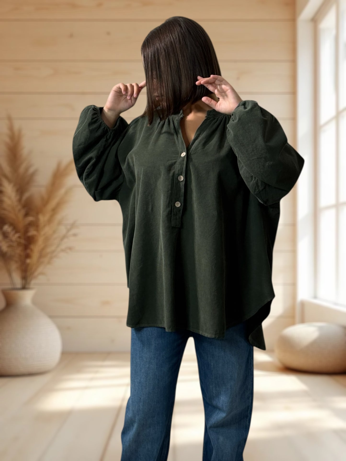 ALICIA - BLOUSE KAKI EN VELOURS MILLERAIES OVERSIZE JUSQU'A LA TAILLE 56