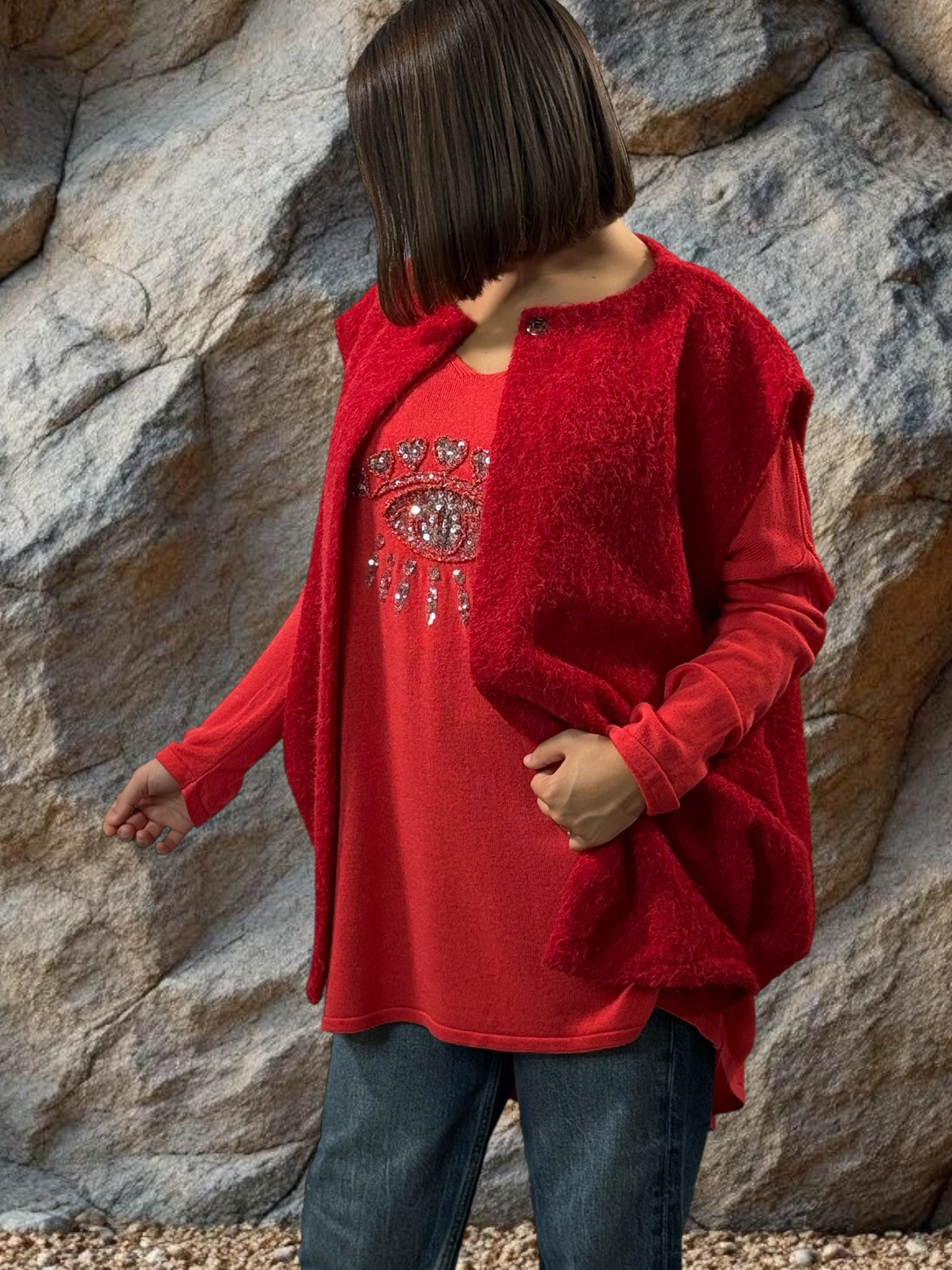 FREEDOM - PULL ROUGE EN MAILLE FLUIDE OEIL EN SEQUINS JUSQU'A LA TAILLE 52