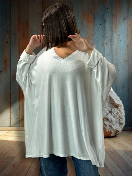 OSCAR - PULL OVERSIZE BLANC EN MAILLE FLUIDE JUSQU'A LA TAILLE 56