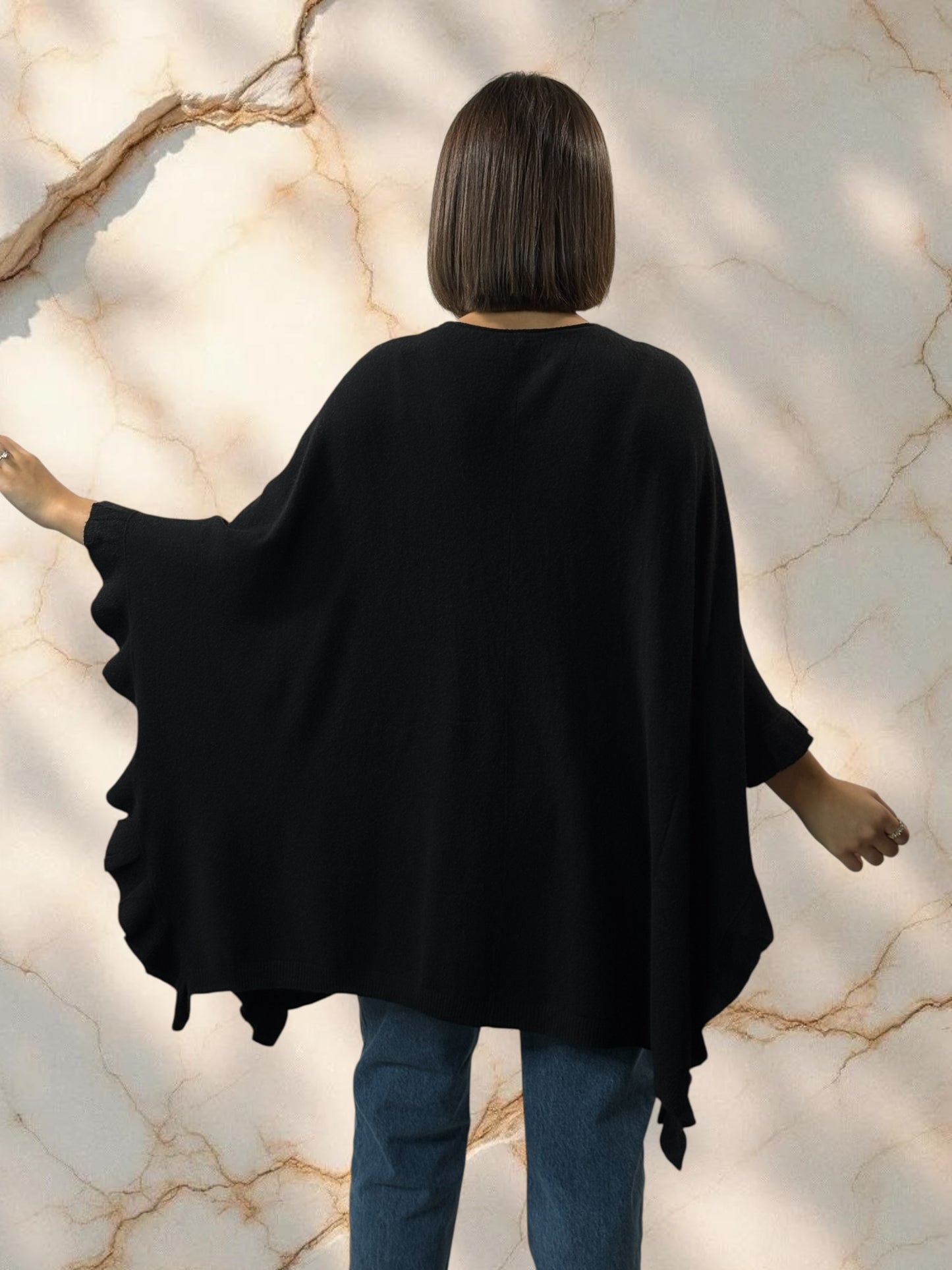 BIANCA - PONCHO NOIR EN MAILLE JUSQU'A LA TAILLE 56/58