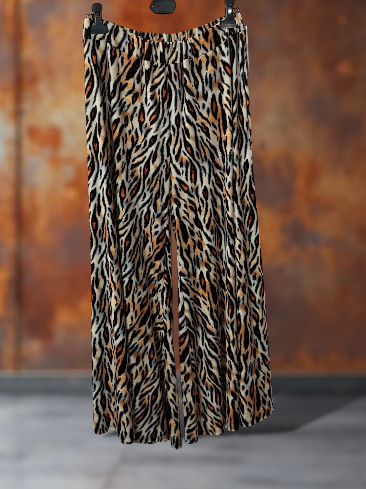 EDITH - PANTALON PALAZZO EN VELOURS FLUIDE MOTIF ANIMALIER TAILLE 46 A 56
