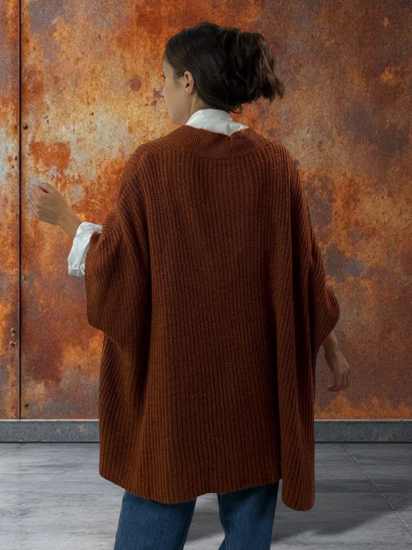 BELINDA - GILET OVERSIZE ROUX AVEC SA BROCHE JUSQU'A LA TAILLE 60
