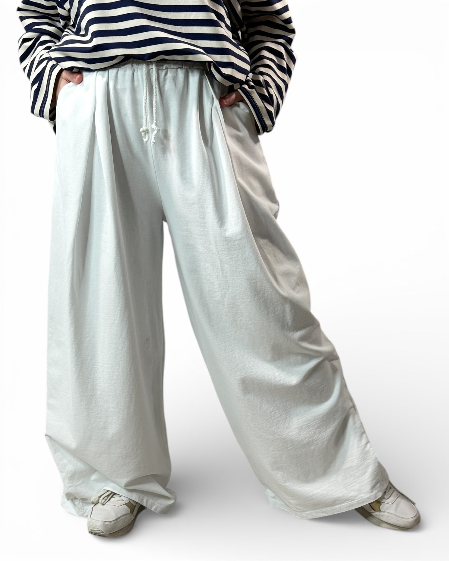DONATA - PANTALON AMPLE EN BLANC TAILLE 46 A 52