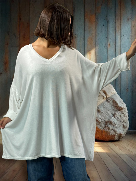 OSCAR - PULL OVERSIZE BLANC EN MAILLE FLUIDE JUSQU'A LA TAILLE 56
