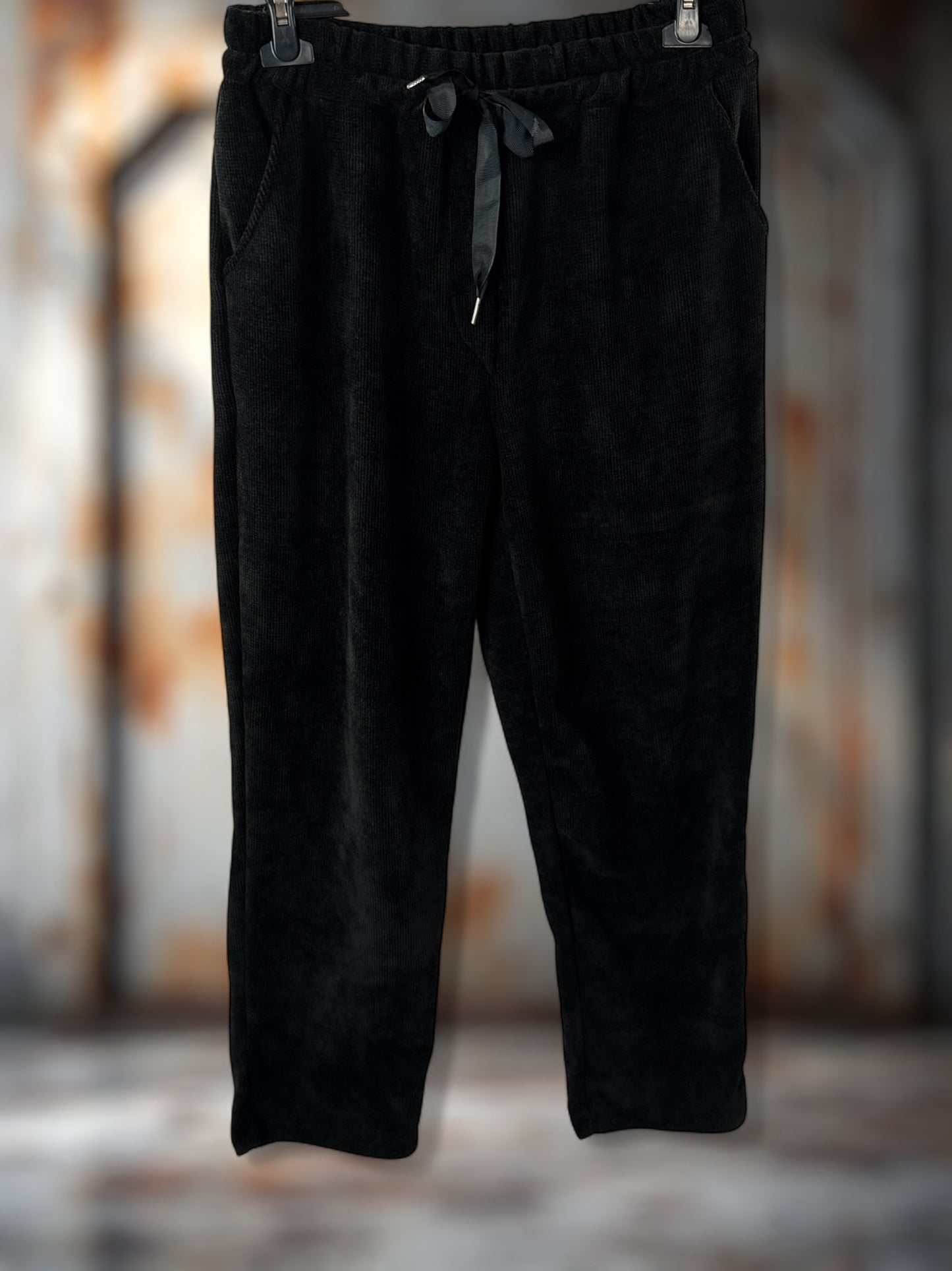LEON - PANTALON EN VELOURS NOIR TAILLE 44 A 50/52