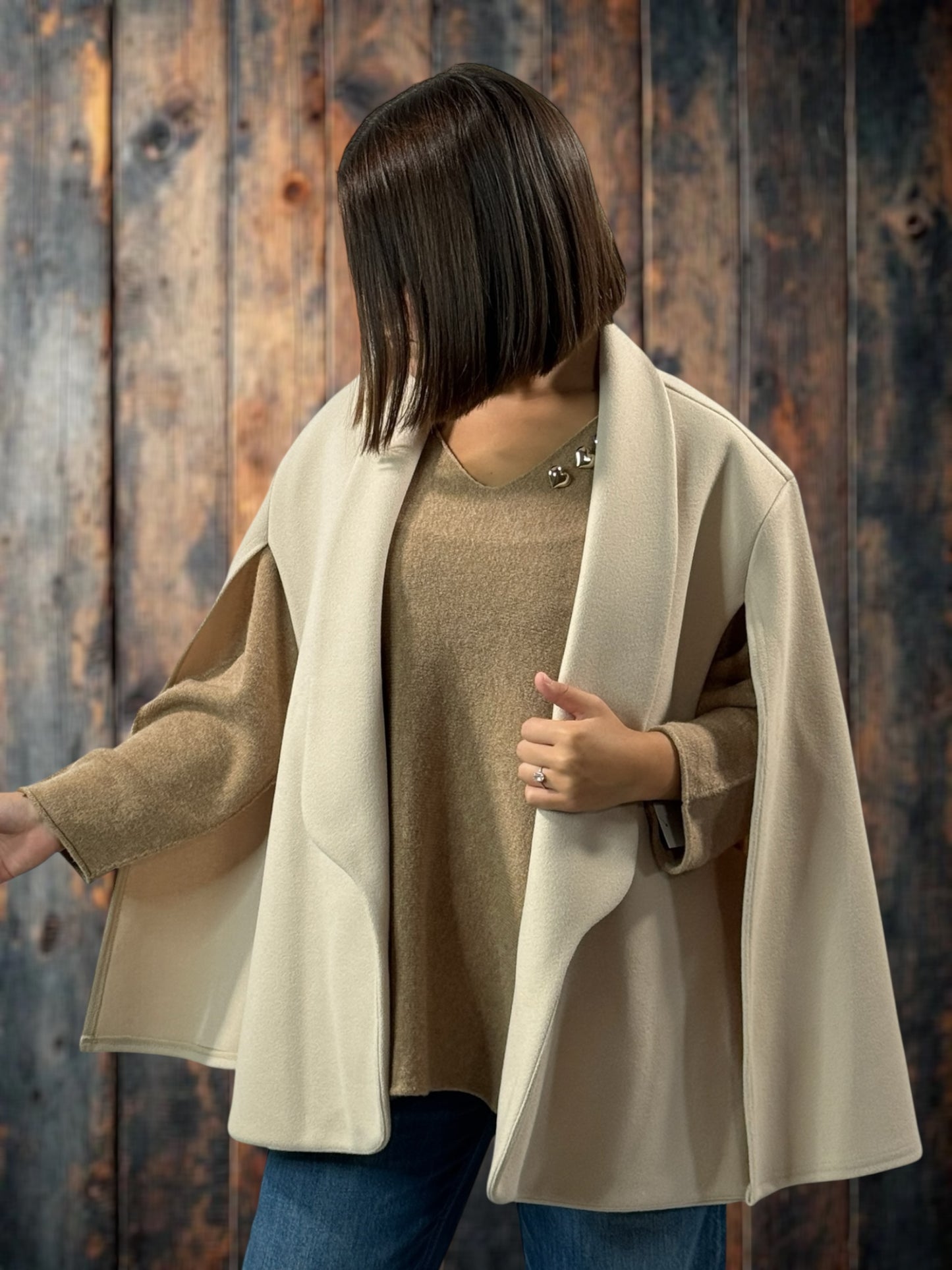 DONATELLA - VESTE CAPE BEIGE JUSQU'A LA TAILLE 50/52